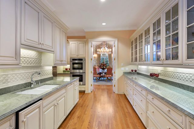 1700 Littler Drive, Chesterton, IN 46304