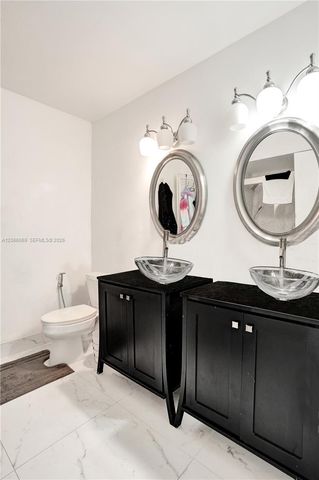 2999 Lakewood Lane, Hollywood, FL 33021