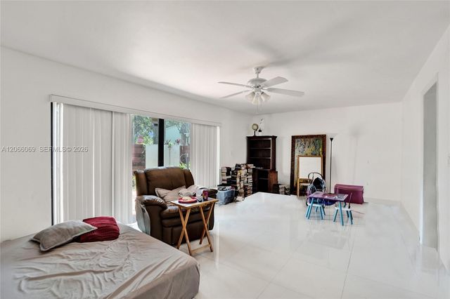 2999 Lakewood Lane, Hollywood, FL 33021