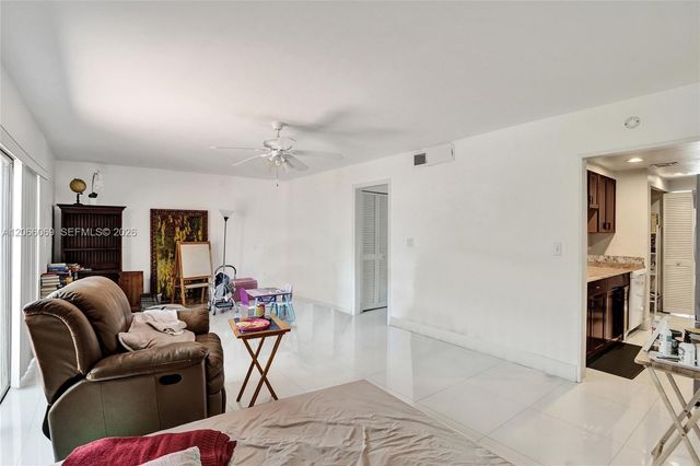 2999 Lakewood Lane, Hollywood, FL 33021