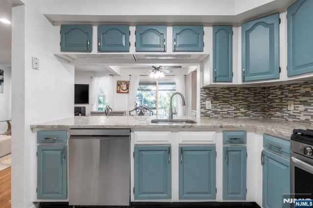 15 Boulder Run Road 148, Paterson, NJ 07501