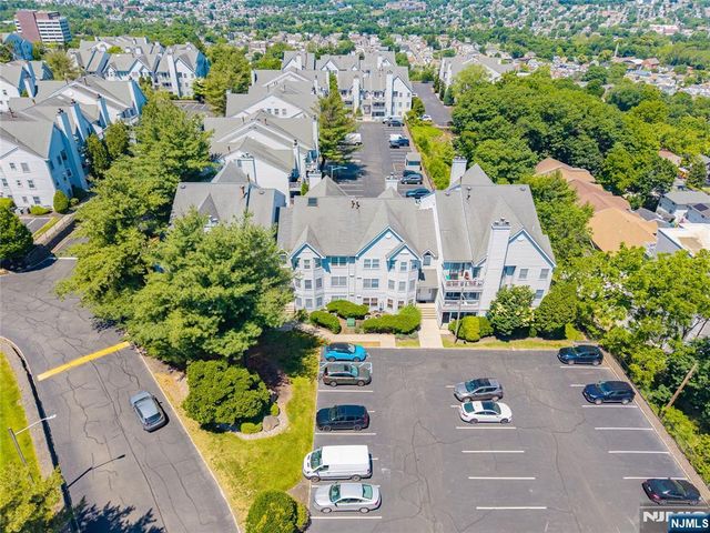 15 Boulder Run Road 148, Paterson, NJ 07501