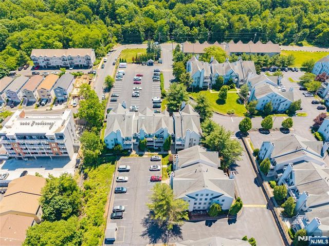 15 Boulder Run Road 148, Paterson, NJ 07501