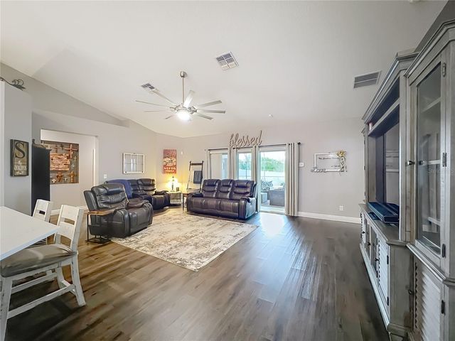 135 BLACKSTONE CREEK RD, Groveland, FL 34736