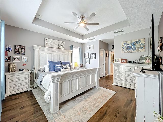 135 BLACKSTONE CREEK RD, Groveland, FL 34736