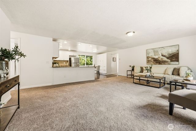 3325 44th Street Ct, Tacoma, WA 98443