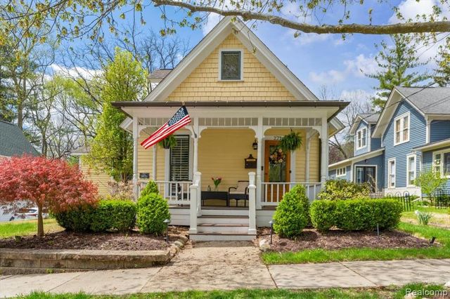 221 N Rogers Street, Northville, MI 48167