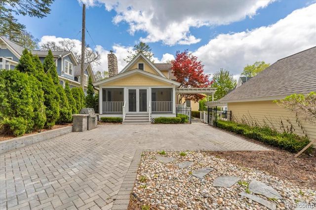 221 N Rogers Street, Northville, MI 48167