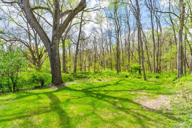221 N Rogers Street, Northville, MI 48167