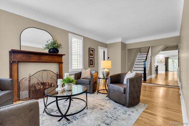 221 N Rogers Street, Northville, MI 48167