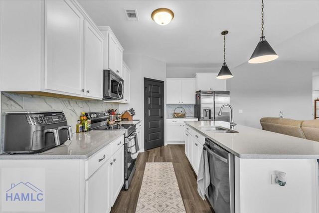 1489 Arnold Drive SE, Allenhurst, GA 31301
