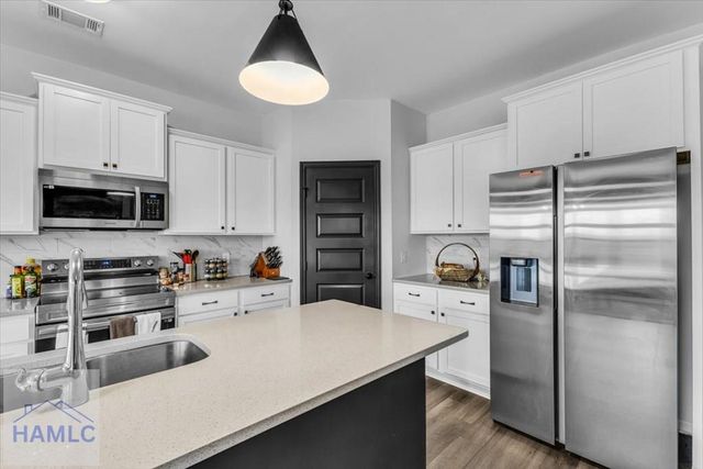 1489 Arnold Drive SE, Allenhurst, GA 31301