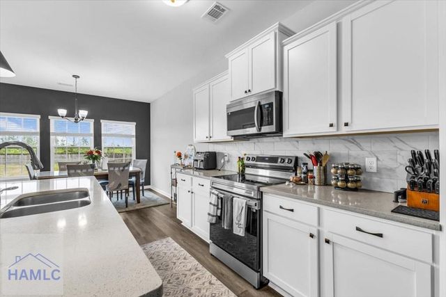 1489 Arnold Drive SE, Allenhurst, GA 31301