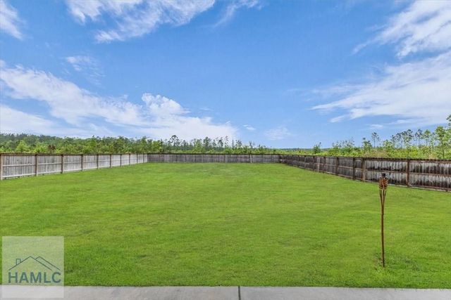 1489 Arnold Drive SE, Allenhurst, GA 31301