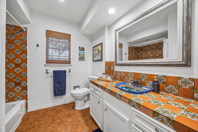 7614 Highmeadow Drive, Houston, TX 77063