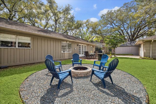 7614 Highmeadow Drive, Houston, TX 77063