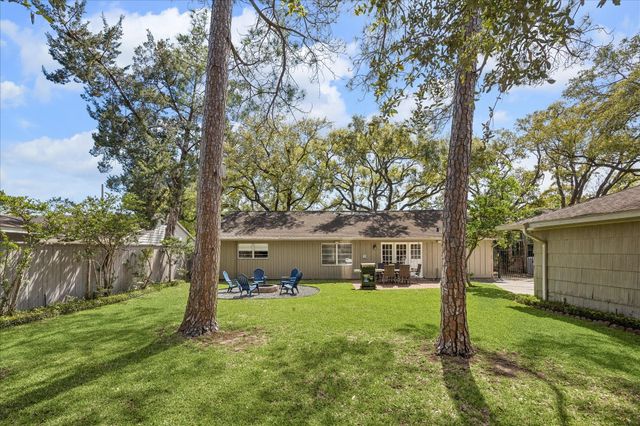 7614 Highmeadow Drive, Houston, TX 77063