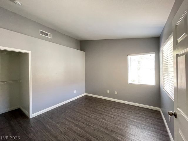 5151 Briar Patch Way, Las Vegas, NV 89118