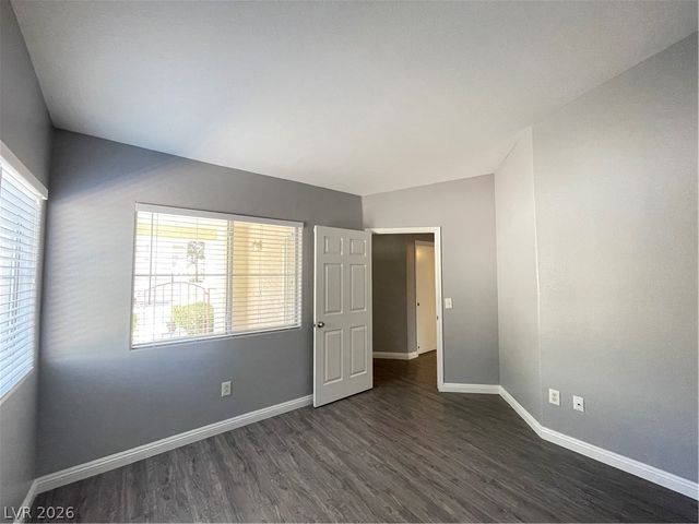 5151 Briar Patch Way, Las Vegas, NV 89118