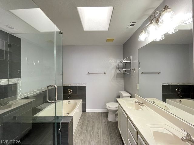 5151 Briar Patch Way, Las Vegas, NV 89118