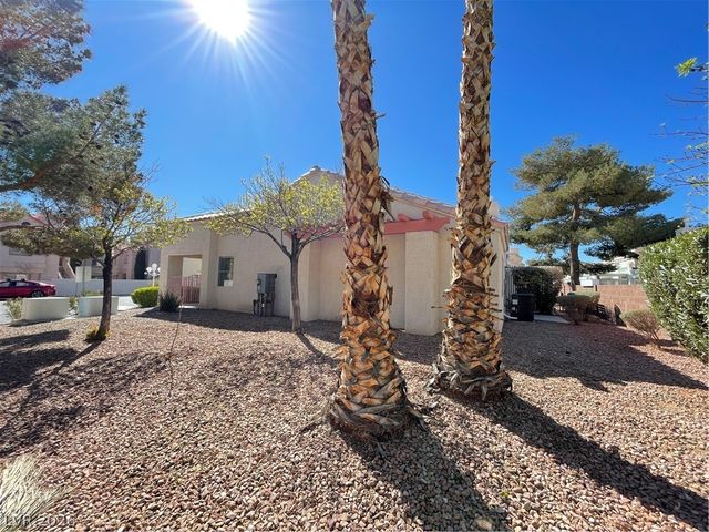 5151 Briar Patch Way, Las Vegas, NV 89118