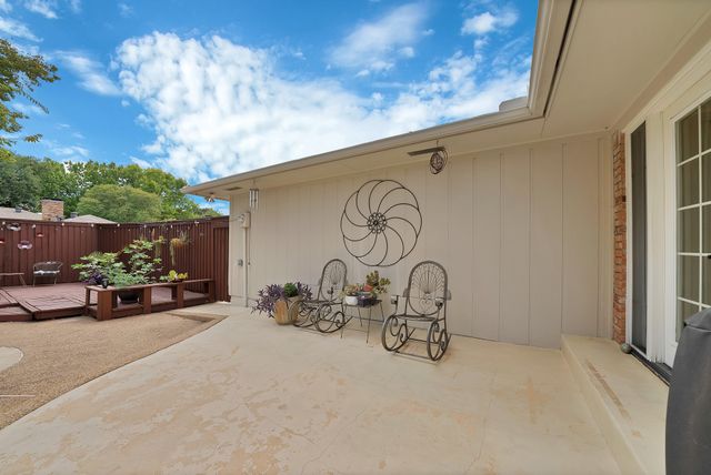 9630 Fallbrook Drive, Dallas, TX 75243