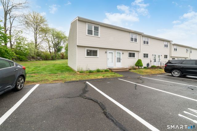1081 New Haven Road 11A, Naugatuck, CT 06770