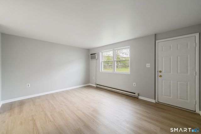 1081 New Haven Road 11A, Naugatuck, CT 06770