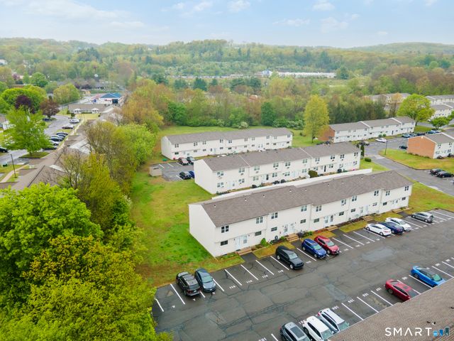 1081 New Haven Road 11A, Naugatuck, CT 06770