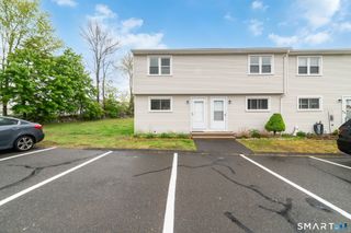 1081 New Haven Road 11A, Naugatuck, CT 06770