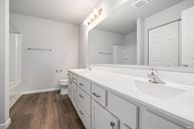 8213 Catberry Trail, Fort Wayne, IN 46804