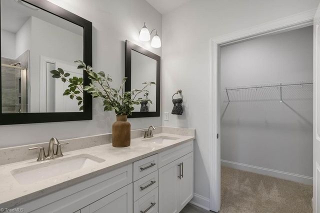 153 Briarwood Lane, Bermuda Run, NC 27006