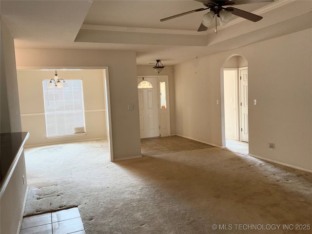 225 E Seminole Place, Tulsa, OK 74110