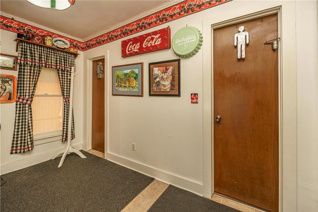 273 N Main Street, Eureka Springs, AR 72632