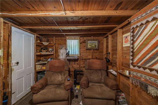 273 N Main Street, Eureka Springs, AR 72632