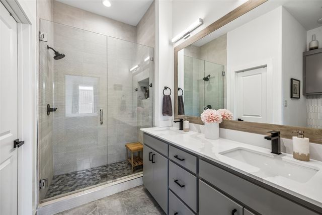 1313 Tillery Court, Grapevine, TX 76051