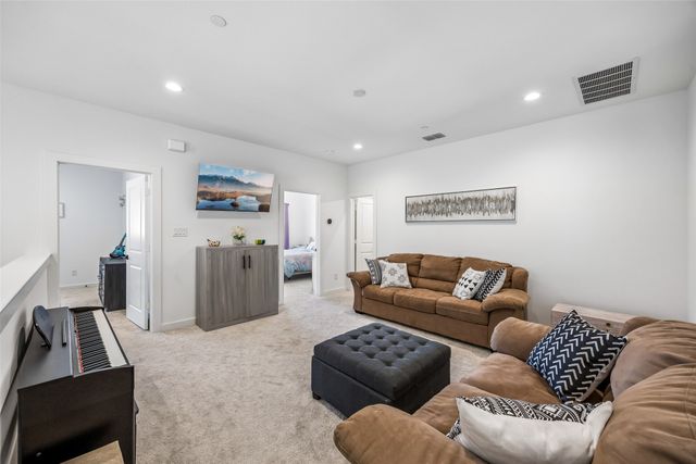 1313 Tillery Court, Grapevine, TX 76051