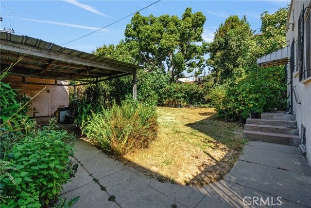 1327 Meadowbrook Avenue, Los Angeles, CA 90019