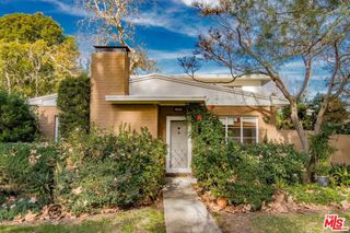 5233 Village, Los Angeles, CA 90016