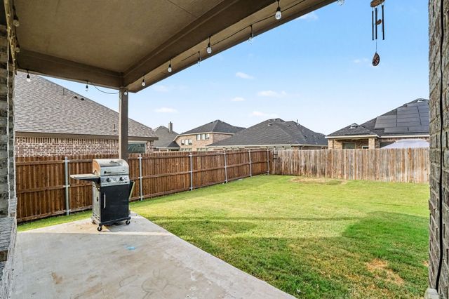 1613 Frankford Drive, Forney, TX 75126