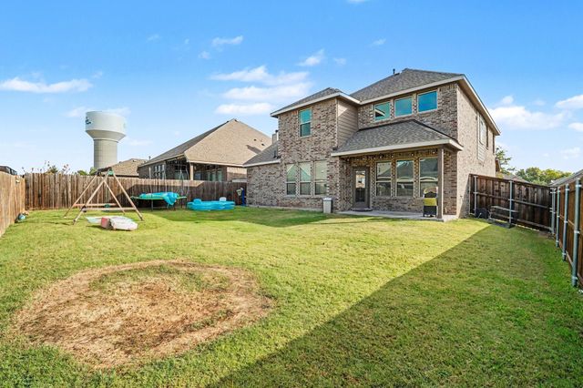 1613 Frankford Drive, Forney, TX 75126