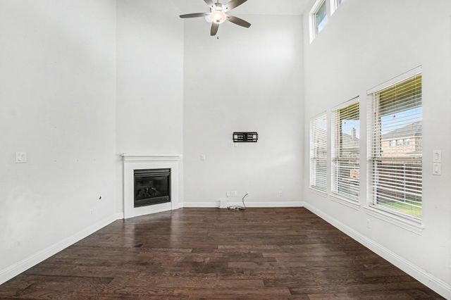 1613 Frankford Drive, Forney, TX 75126