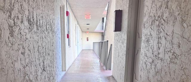 8050 W Mcnab Rd 212, Tamarac, FL 33321