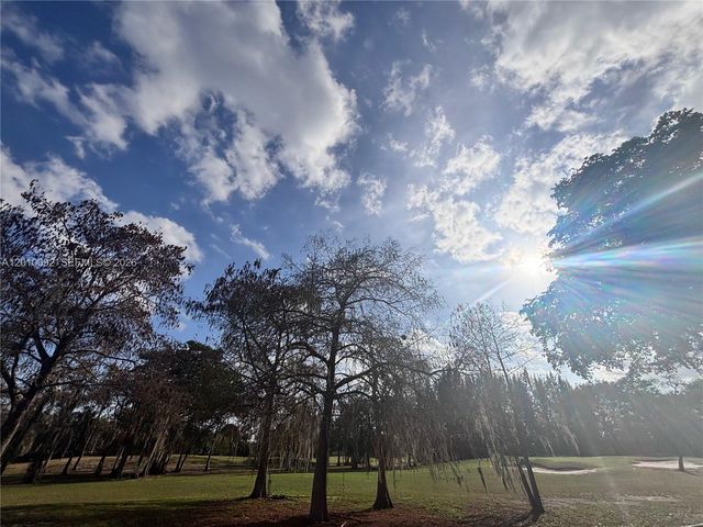 8050 W Mcnab Rd 212, Tamarac, FL 33321