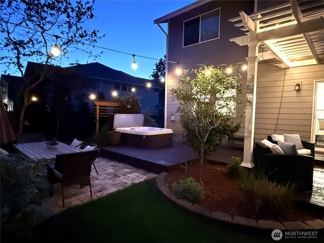 22891 SE 263rd Street, Maple Valley, WA 98038
