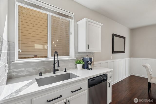 22891 SE 263rd Street, Maple Valley, WA 98038