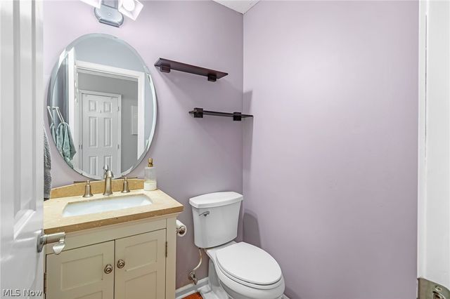103 Cliffside Commons Drive 103, Rocky River, OH 44116