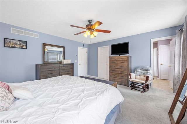 103 Cliffside Commons Drive 103, Rocky River, OH 44116