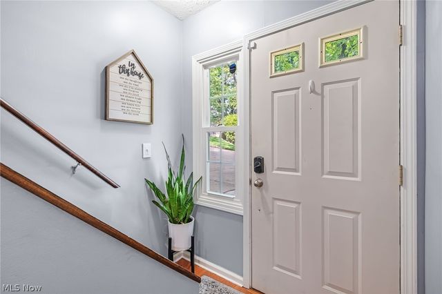 103 Cliffside Commons Drive 103, Rocky River, OH 44116