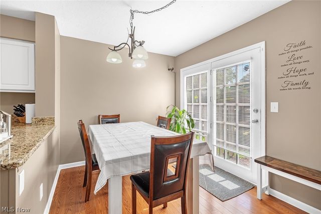 103 Cliffside Commons Drive 103, Rocky River, OH 44116